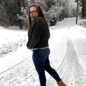 Meet your Posher, Hannah